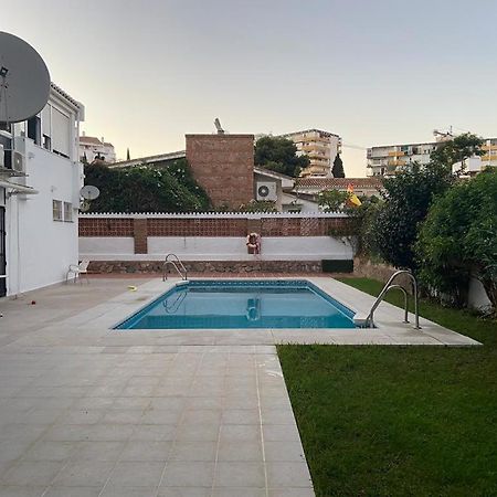 Love Rent4 Malaga Yolamar Беналмадена Екстериор снимка