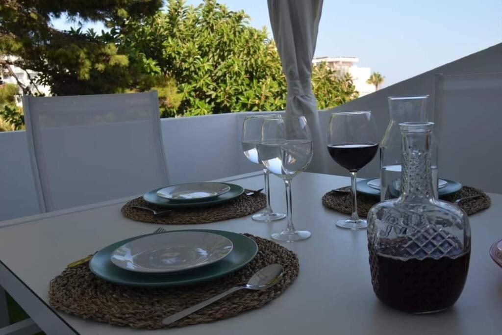 Love Rent4 Malaga Yolamar Беналмадена Екстериор снимка