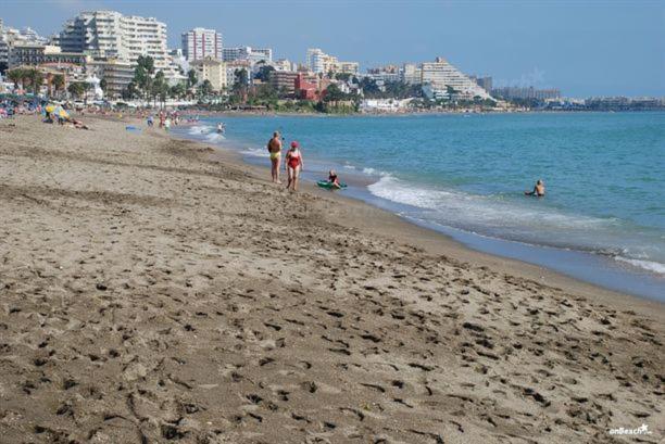 Love Rent4 Malaga Yolamar Беналмадена Екстериор снимка