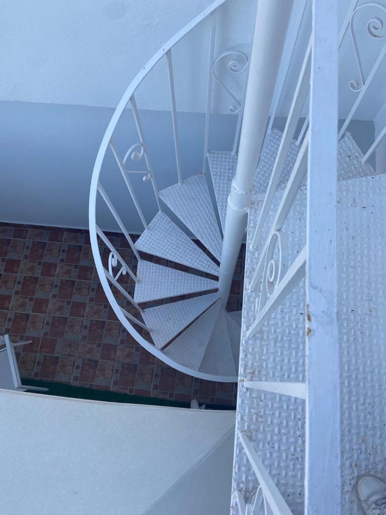 Love Rent4 Malaga Yolamar Беналмадена Екстериор снимка